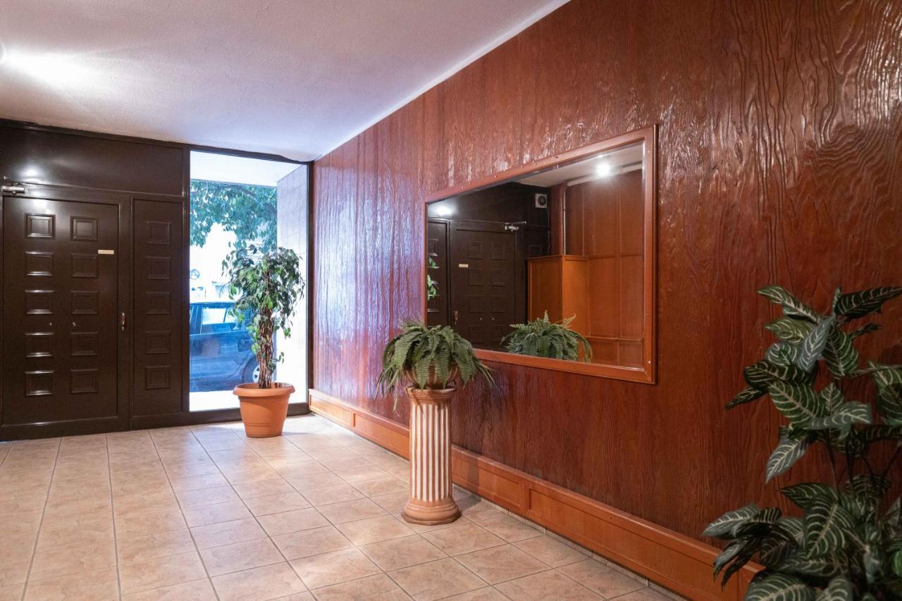 Wonderful Central Athens 2 Bedroom 2 Bath Sleeps 8 Extérieur photo